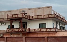 Vrindavan Garden & Hotel
